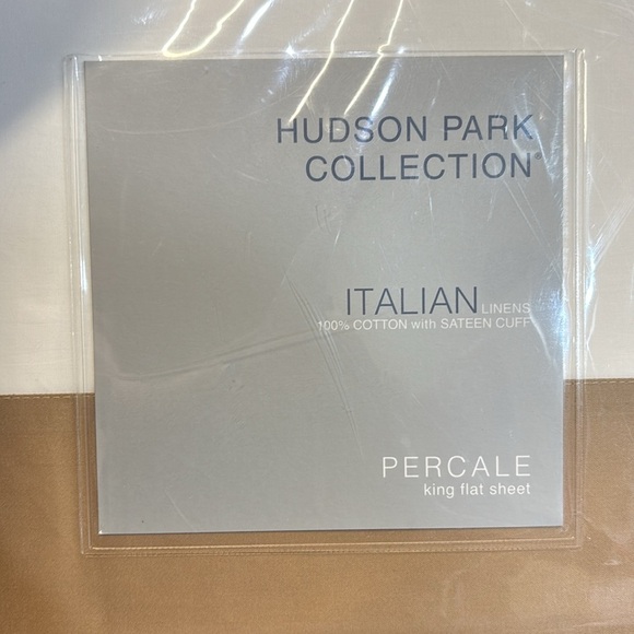 Hudson  Italian Cuff Flat Sheet, King. White/Tan - Picture 2 of 3